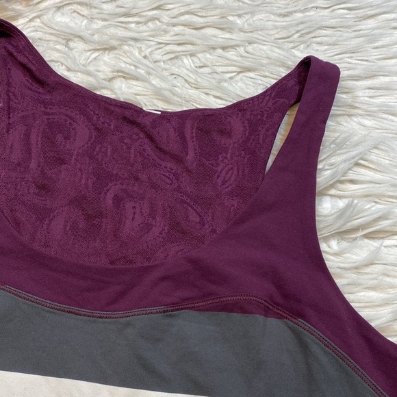 Lululemon Run First Base Rulu Light Tank In Pow Stripe Angel Wing sz 4 - Picture 4 of 7